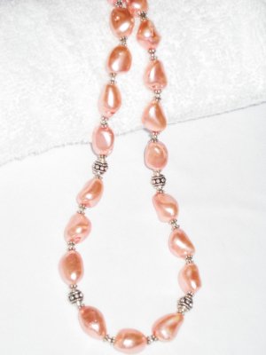 ST119 Pearl Necklace in Sterling Silver