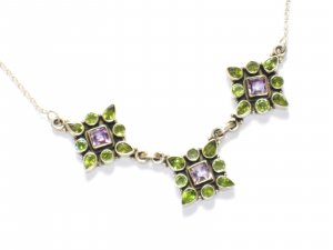 ST235       Peridot and Amethyst Cut Stone Necklace in Sterling Silver
