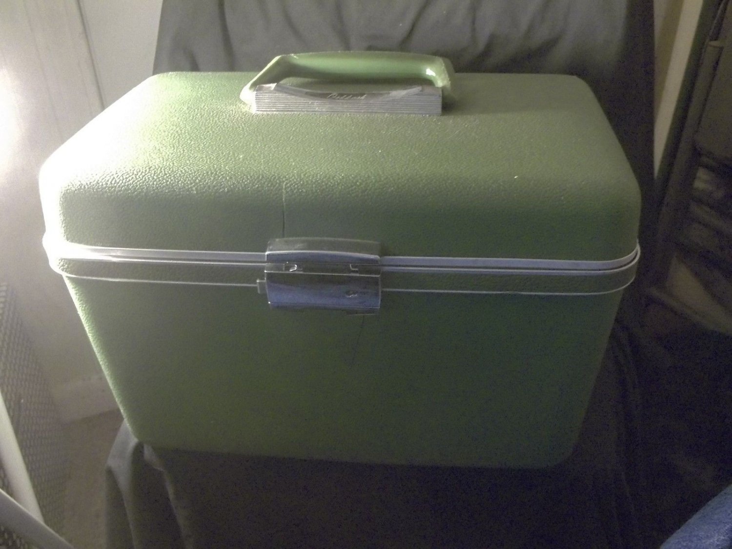 vintage oshkosh luggage