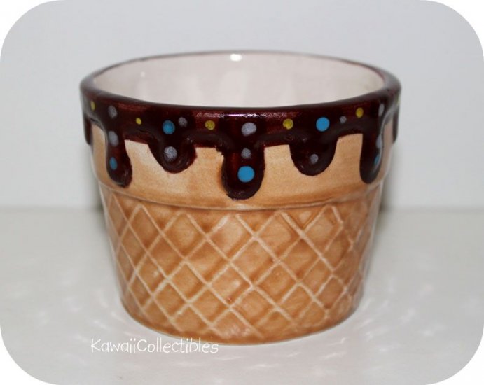 Ceramic Ice Cream Cone Cup