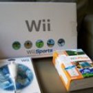Nintendo Wii Console Family Bundle 2009 Version