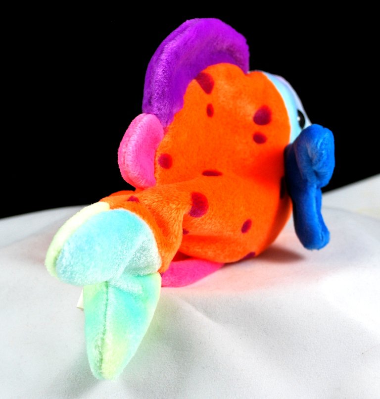 Ty Lips The Fish Retired Beanie Baby 4254