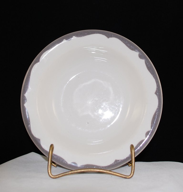 Buffalo China Restaurant Ware White Bowl w/ Gray Trim Buffalo China Restaurant Ware White Bowl w/ Gray Trim