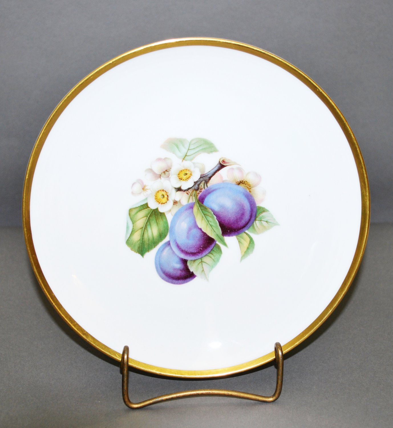 Hutschenreuther Bavaria Porcelain Fruit Collector Plate