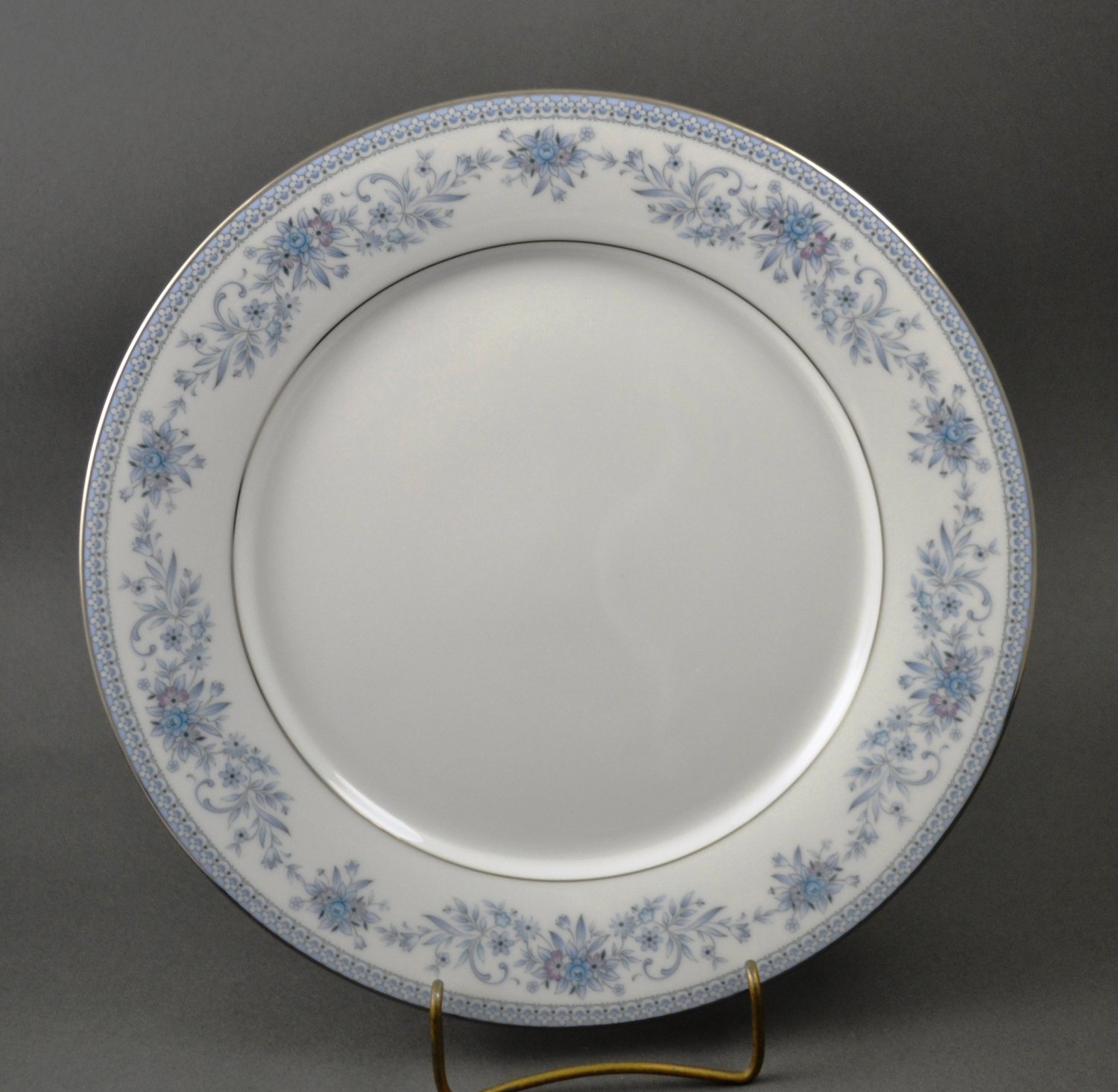 Noritake China Blue Hill 2482 5-Piece Dinnerware Place Setting