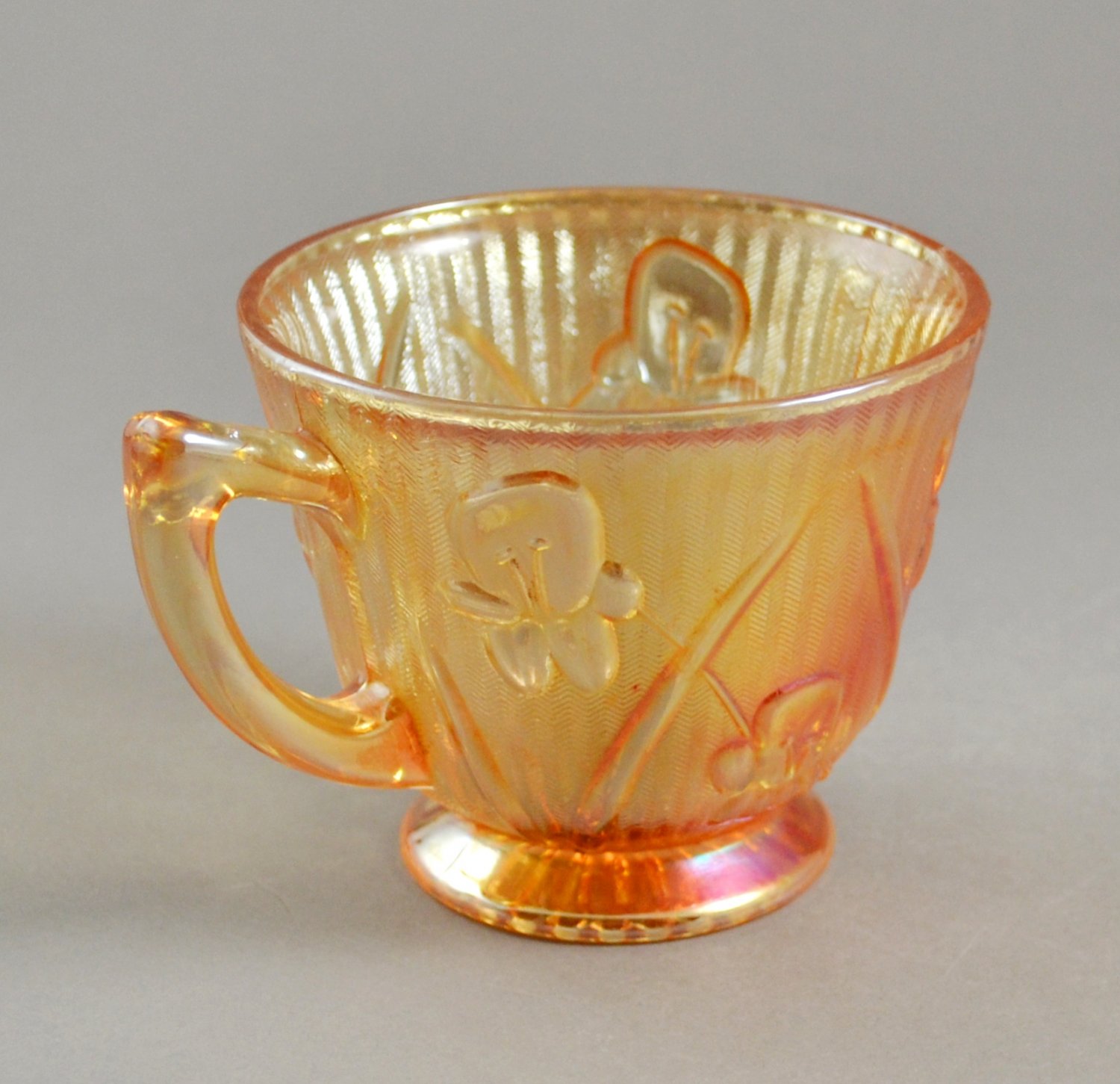 Glass Iridescent Iris Coffee or Tea Cup