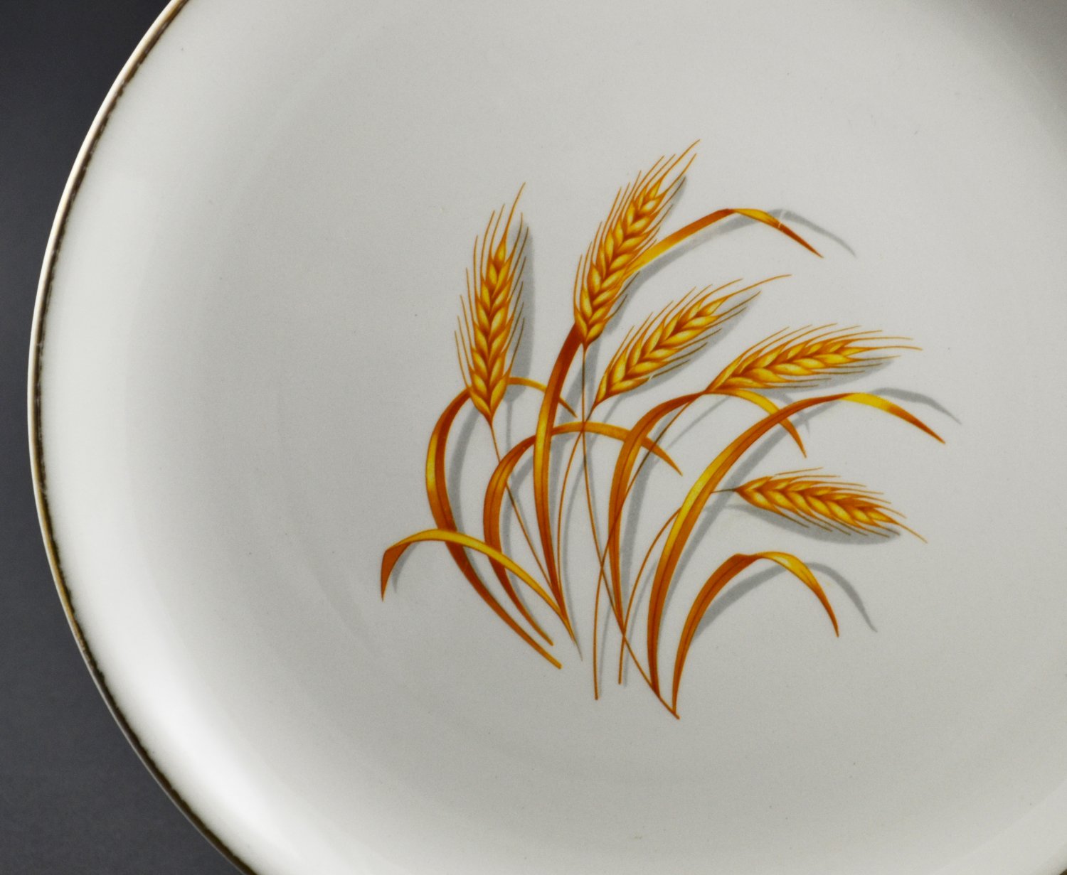 Homer Laughlin Luncheon Plate Golden Wheat w/ 22k Gold Trim