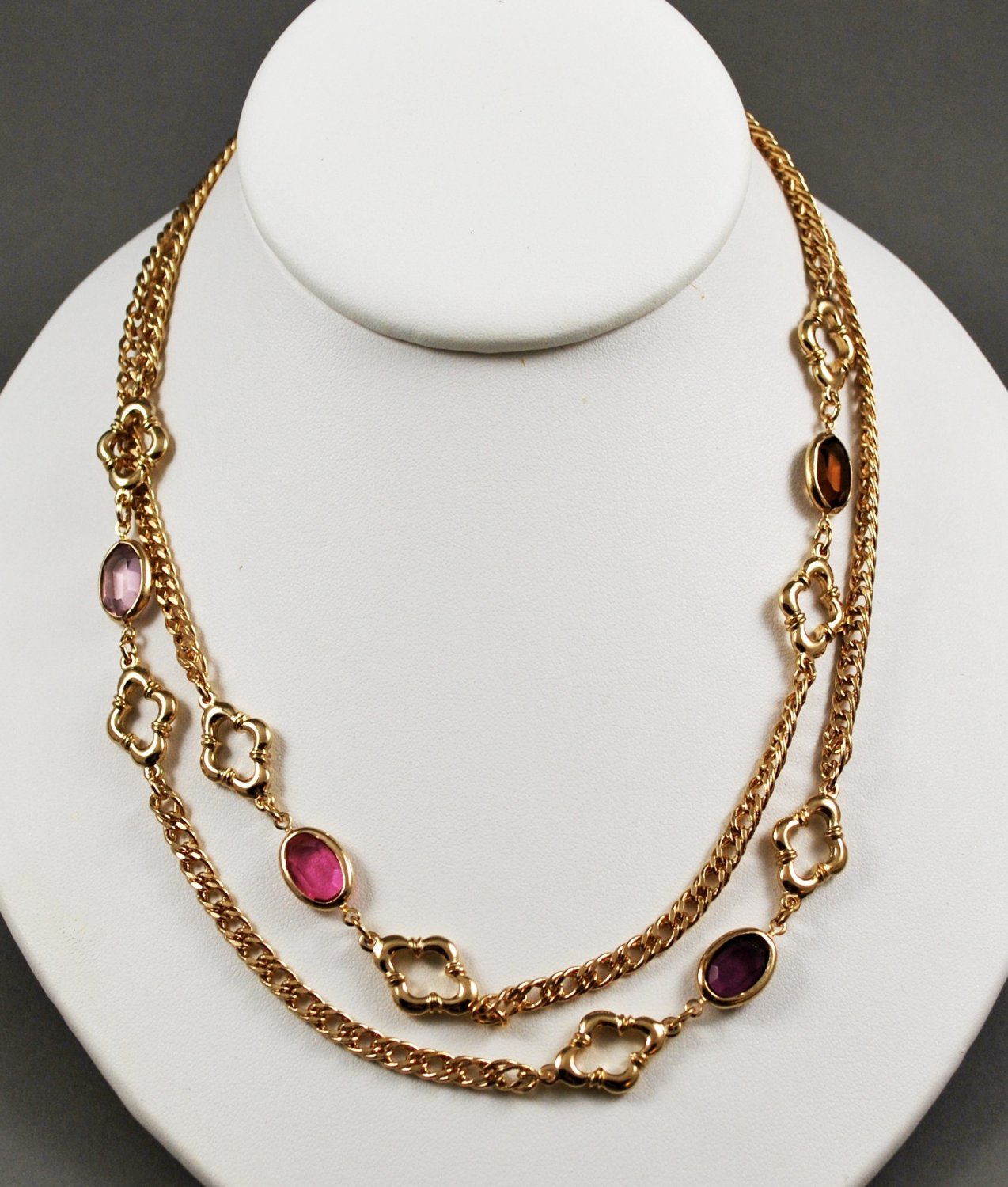 1983 Avon Allegro Stone Gold Tone Chain Necklace 36 inches