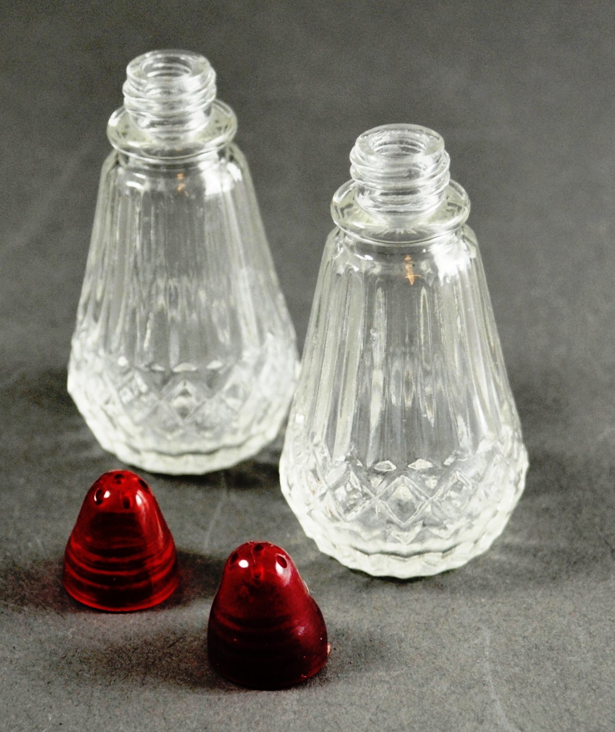 Vintage Clear Glass Salt & Pepper Shakers w/ Red Plastic Caps