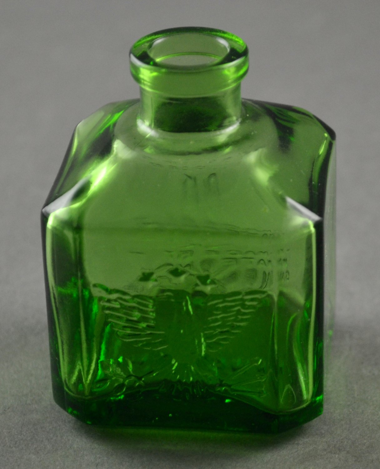 Vintage Daniel ster's Recorder Green Glass Ink Bottle Wheaton NJ